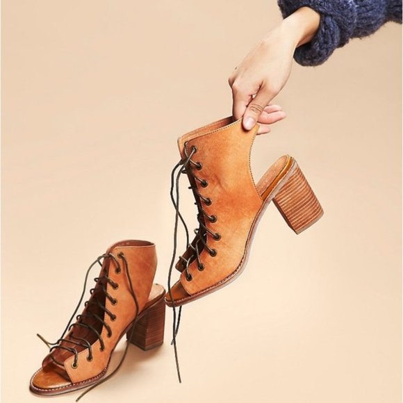 Free People Shoes - JEFFREY CAMPBELLXFREE PEOPLE Leather Lace Up Heels